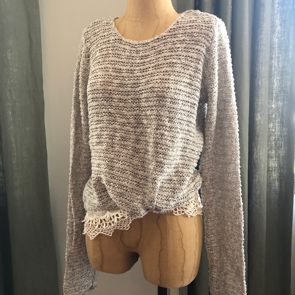 NWOT Forever 21 Heather Gray Knit Crewneck Lace Hem Detail Sweater Sz Large